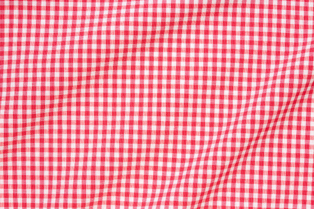 红白格纹