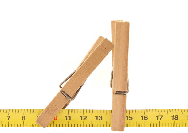 pegs