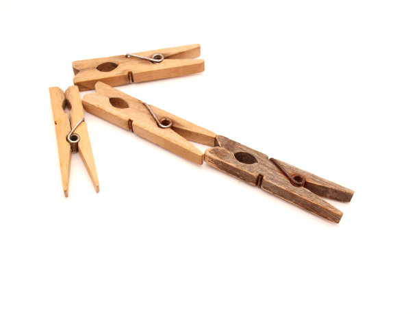 pegs