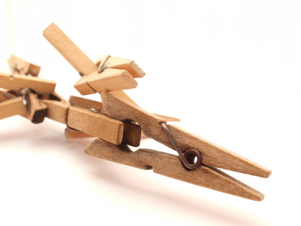 pegs
