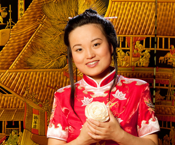 传统节日东方女性服饰