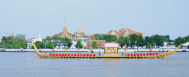 barge