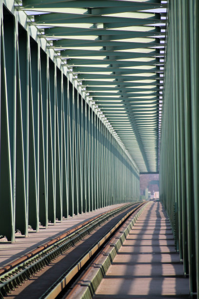 近代钢结构铁路桥梁