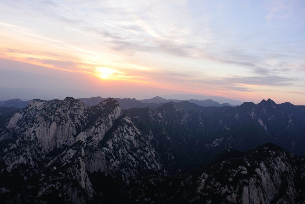 华山高峰