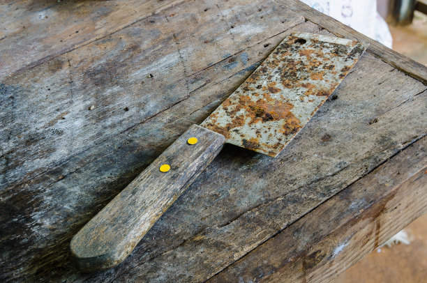 knife