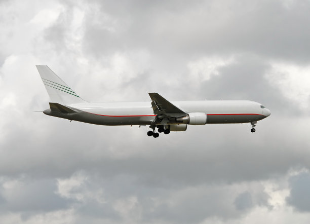 波音767,飞机降落,旅游包机