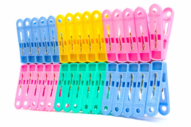 pegs