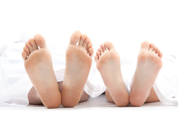 feet
