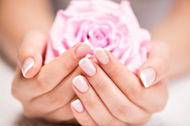 nail