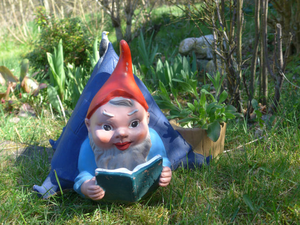 书本造型景观雕塑