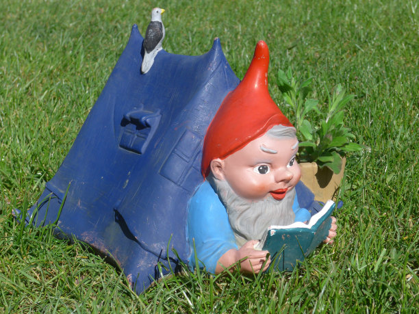 书本造型景观雕塑