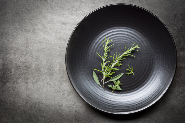 plates