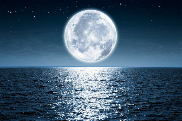 夜晚月亮风景