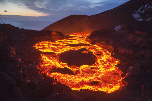 抽象火山岩浆