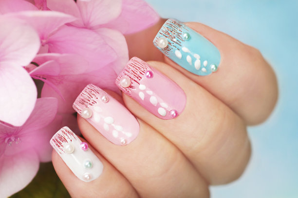 nail