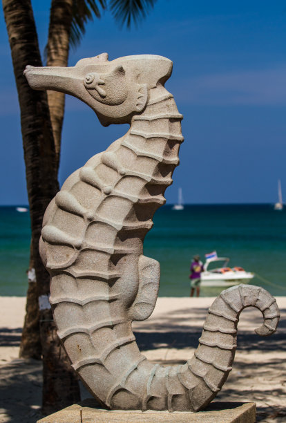 水族人物雕塑