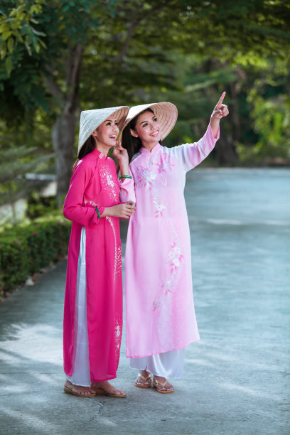 costume