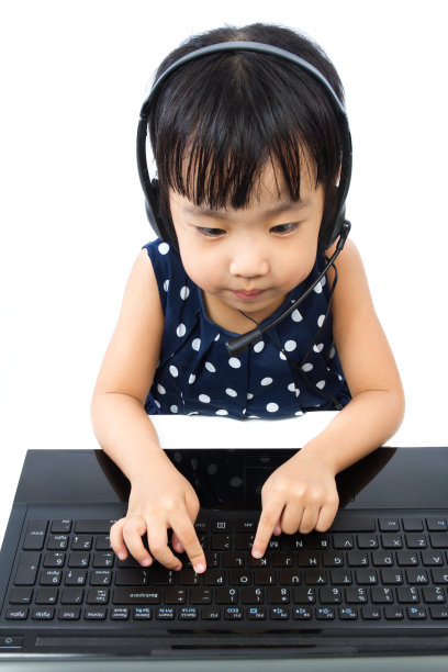 以人民为中心文化墙