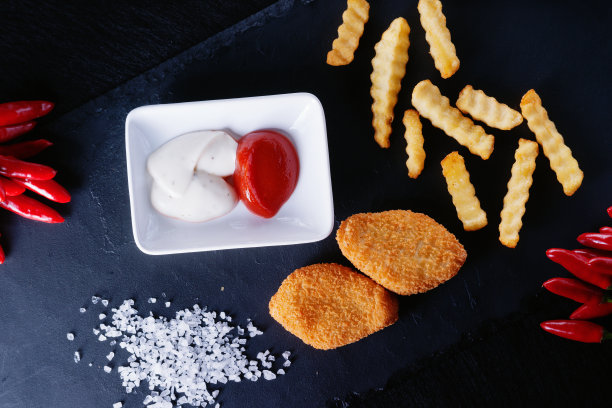 黑金鸡块