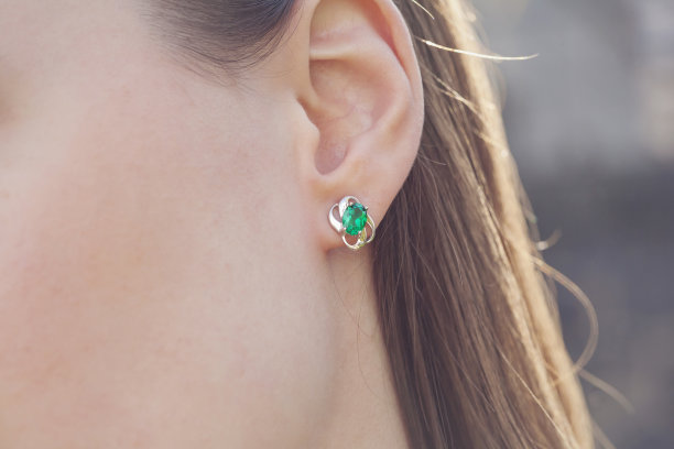 earring