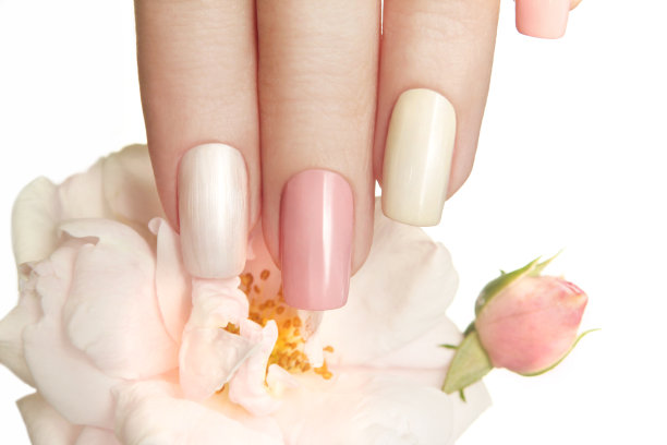 nails