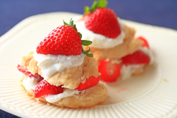 草莓油酥脆饼