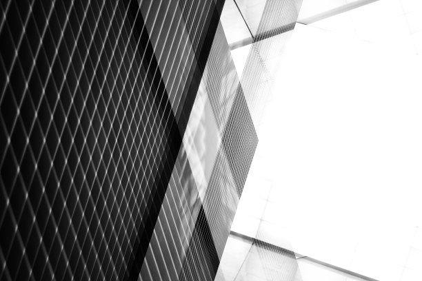 现代建筑黑白照片