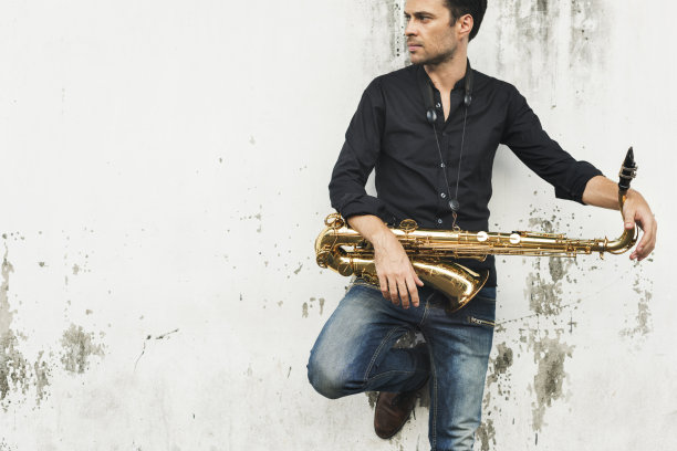 sax