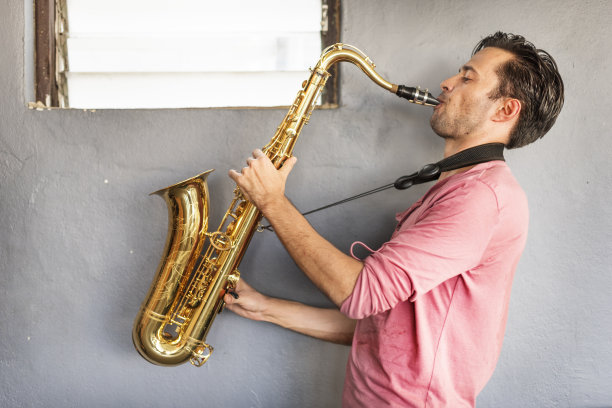 sax