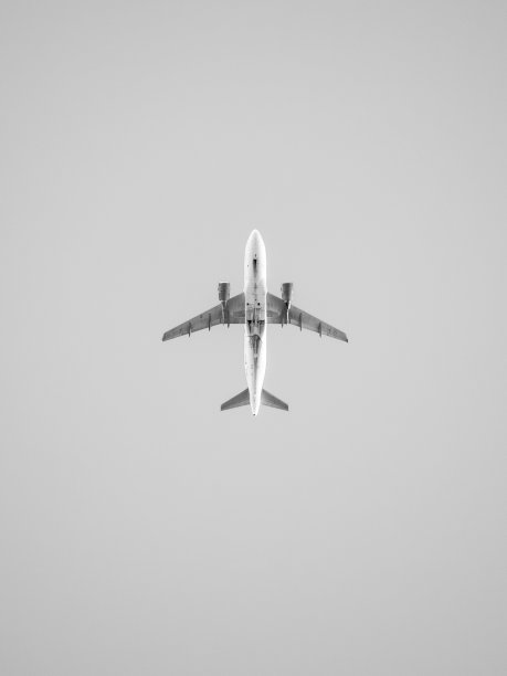在下面