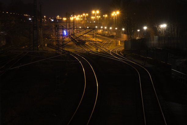 火车站夜景