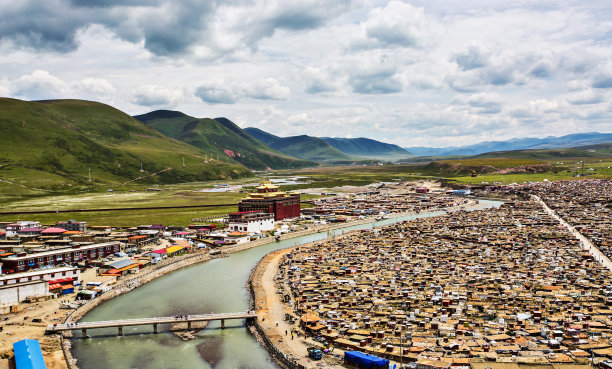 甘孜州地标建筑