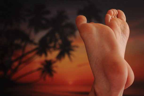 feet