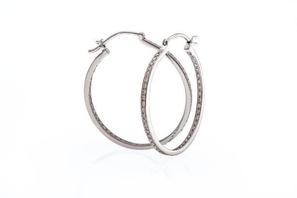 earring