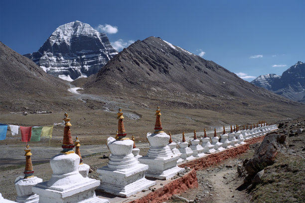 西藏朝圣