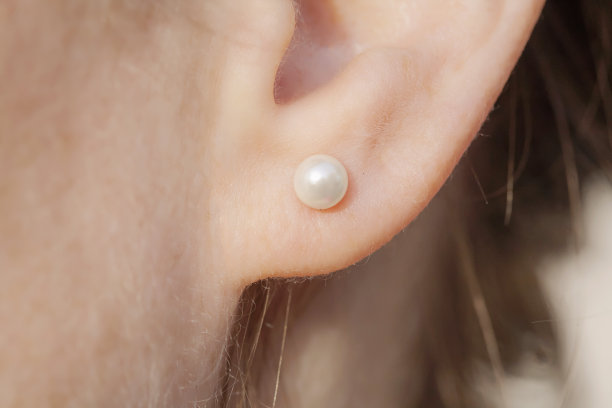 earring