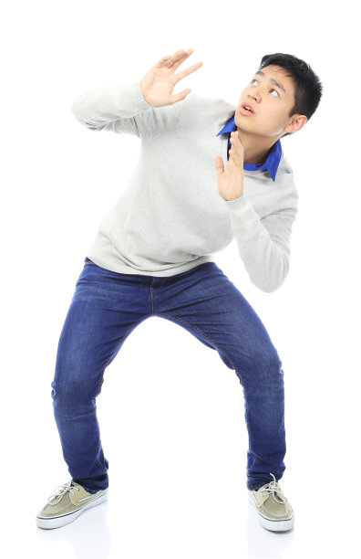躲