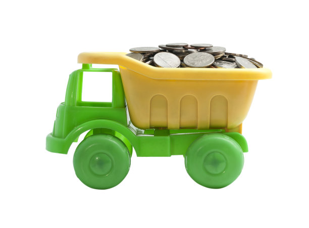 玩具汽车和硬币