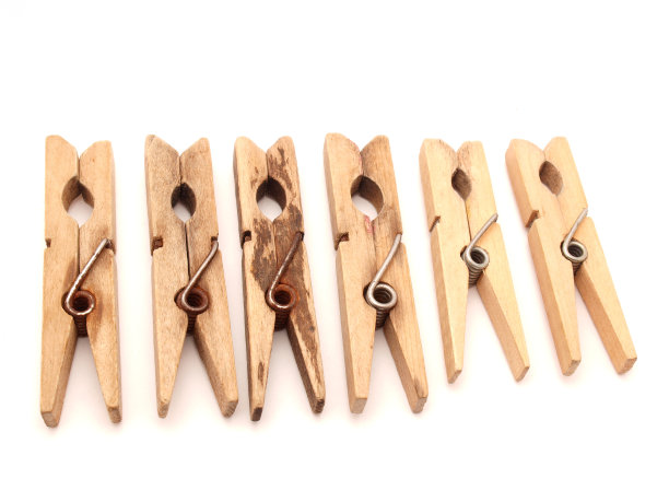 pegs