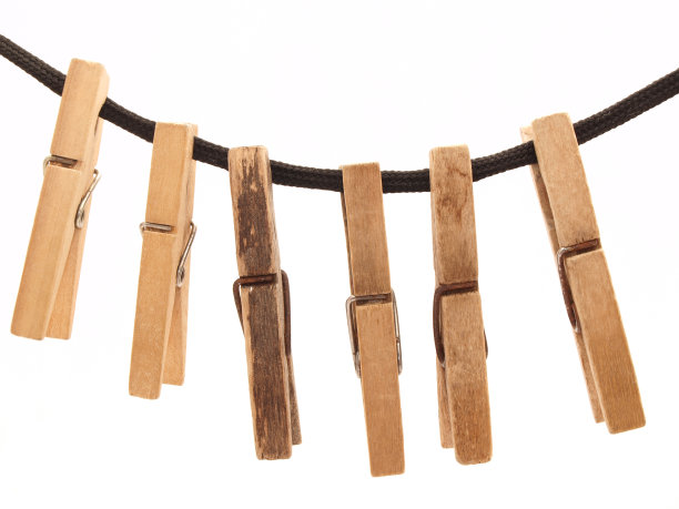 pegs
