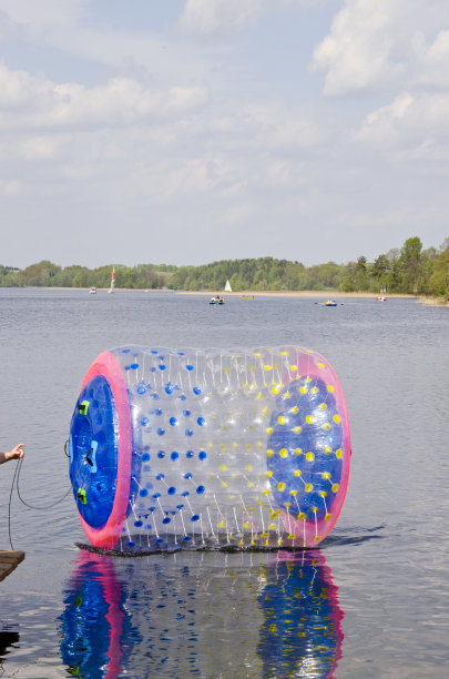 水上透明运动球