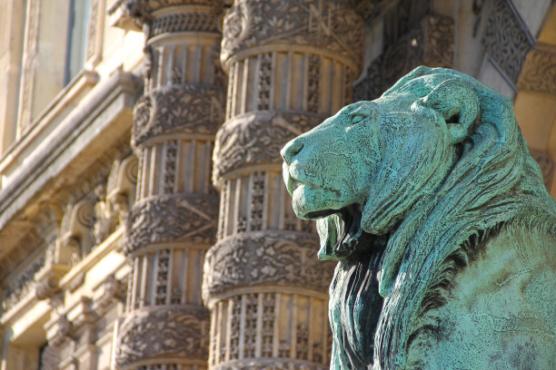 louvre