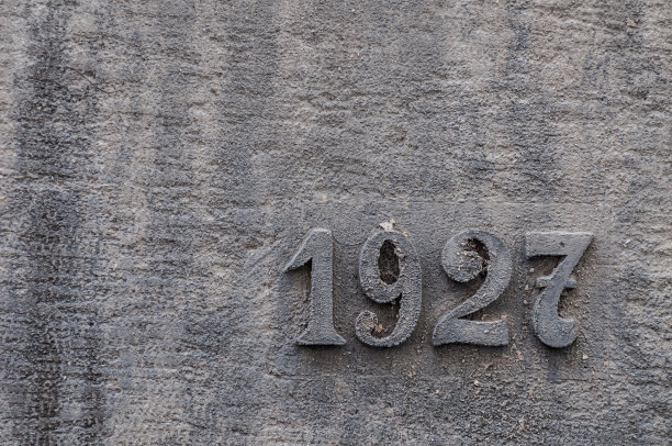1927
