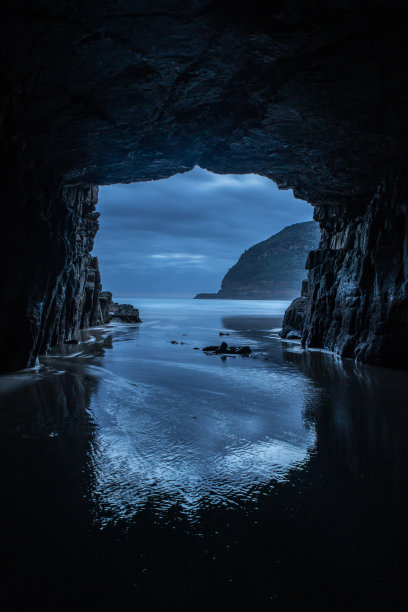 cave