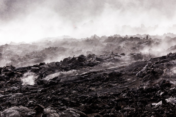 火山岩石