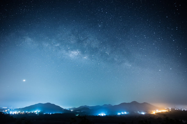 蓝色星空背景