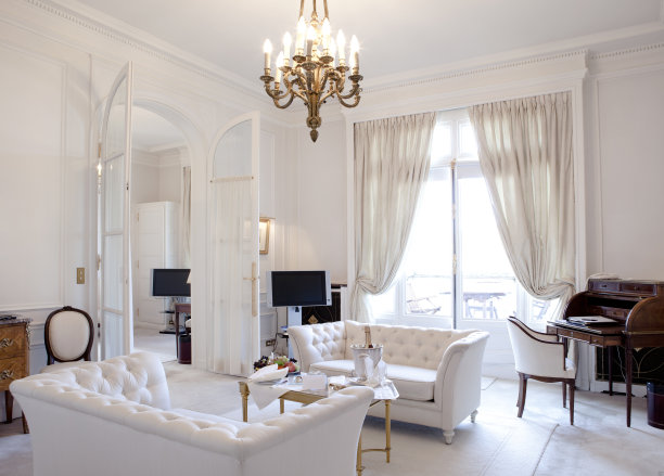 chandelier