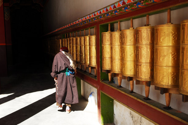 藏族转经筒