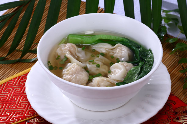 高汤馄饨