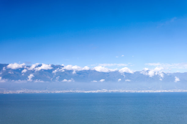 云南洱海风景图